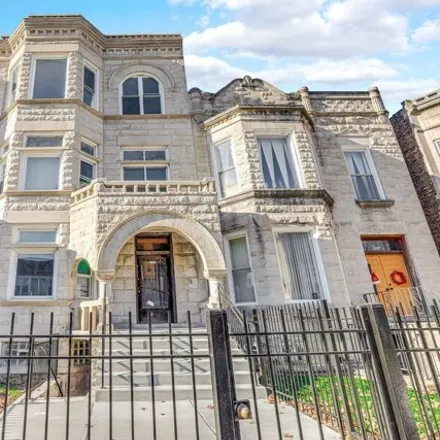 Rent this 3 bed house on 6426 South Ingleside Avenue in Chicago, IL 60637