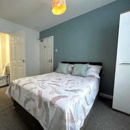 Rent this 1 bed room on Carr House Road in City Centre, Doncaster