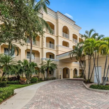 Image 4 - 34 Harbour Isle Drive, Fort Pierce, FL 34949, USA - Condo for sale