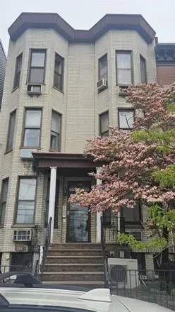 Rent this 2 bed condo on 82 Manhattan Avenue in Croxton, Jersey City