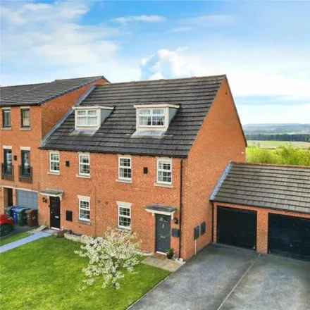 Buy this 3 bed townhouse on Monument Drive in Brierley, S72 9LU