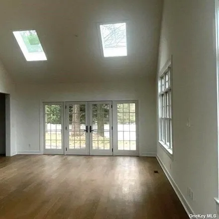 Image 5 - 370 Clayton Road, Edgemont, Village of Scarsdale, NY 10583, USA - House for sale