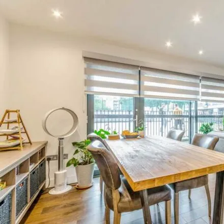 Image 5 - Paton Street, London, EC1V 3PT, United Kingdom - Apartment for sale