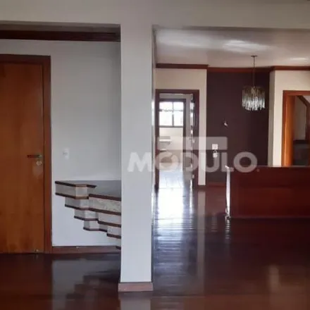 Buy this 3 bed apartment on Avenida Floriano Peixoto in Centro, Uberlândia - MG