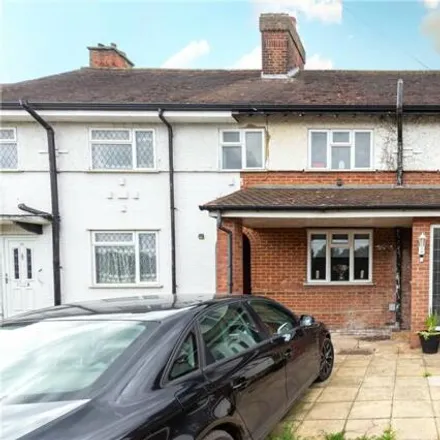 Buy this 4 bed townhouse on Alexander Road in London Colney, AL2 1HR