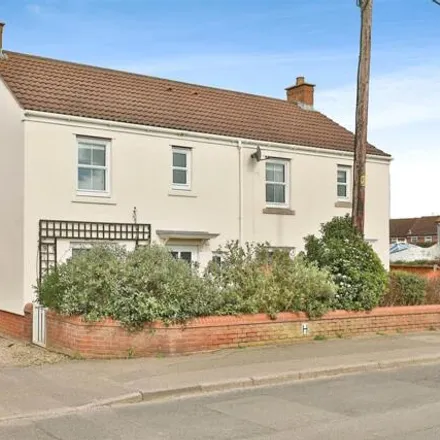 Buy this 3 bed duplex on Lingwood Chippie in Norwich Road, Lingwood