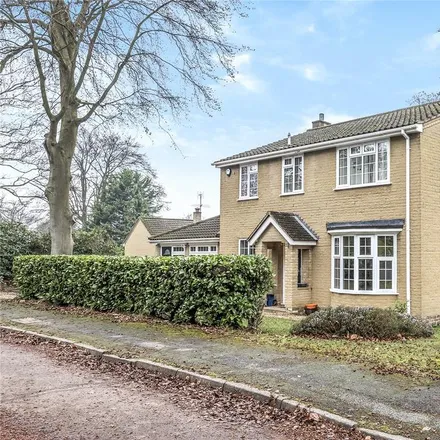 Rent this 5 bed house on Shalbourne Rise in Camberley, GU15 2EJ