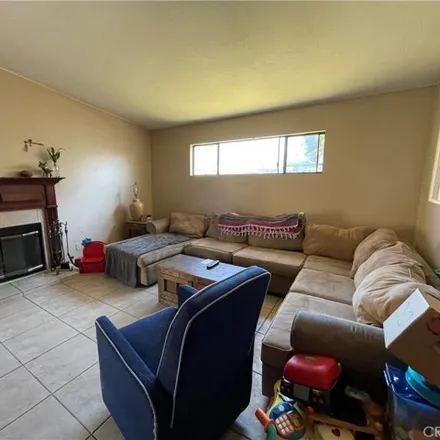 Image 4 - 4008 Rexford Drive, Hemet, CA 92545, USA - House for sale