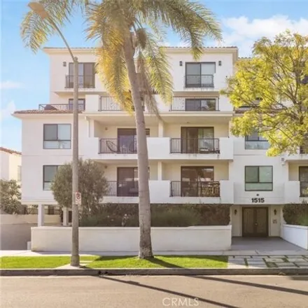 Buy this 3 bed condo on 1511 South Holt Avenue in Los Angeles, CA 90035
