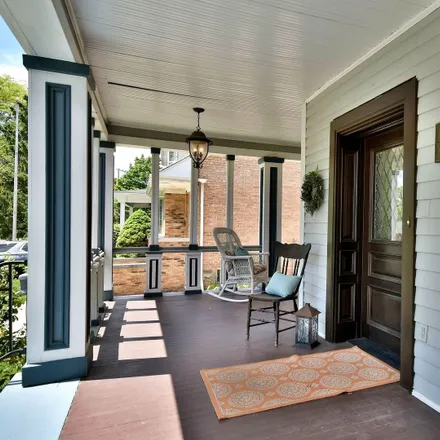 Image 6 - 6824 West Ardmore Avenue, Chicago, IL 60631, USA - House for sale