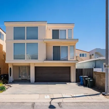 Buy this 4 bed house on 3660 Ocean Drive in Oxnard, CA 93035