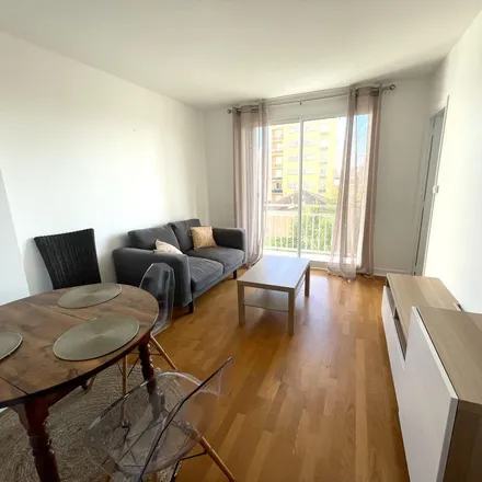 Rent this 3 bed apartment on 4 Allées Forain François Verdier in 31000 Toulouse, France