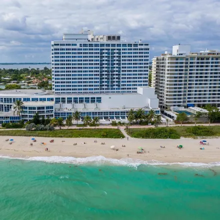 Image 3 - Castle Beach, 5445 Collins Avenue, Miami Beach, FL 33140, USA - Condo for sale