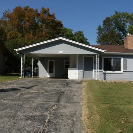 Buy this 3 bed house on 219 Spring Street in Forsyth, Taney County
