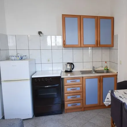 Image 7 - 22202 Primošten, Croatia - Apartment for rent