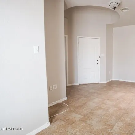 Image 4 - 8965 Marks Street, Del Norte Acres, El Paso, TX 79904, USA - House for rent