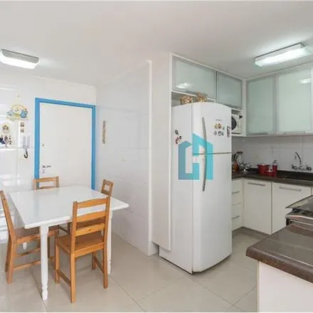 Buy this 2 bed apartment on Edifício Debret in Rua Pintassilgo 426, Indianópolis