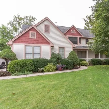 Buy this 4 bed house on 28884 East River Road in Perrysburg, OH 43551