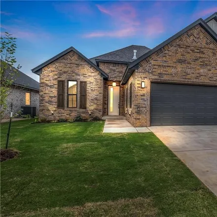 Image 3 - 1099 Southwest 42nd Street, Moore, OK 73160, USA - House for sale