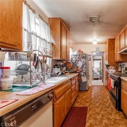 Image 9 - 12754 Bessemer St, North Hollywood, California, 91606 - House for sale