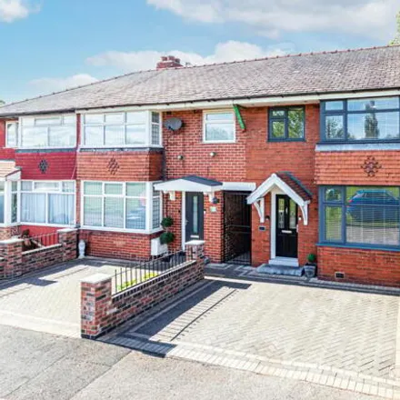 Buy this 3 bed townhouse on Amersham Close in Urmston, M41 7WH