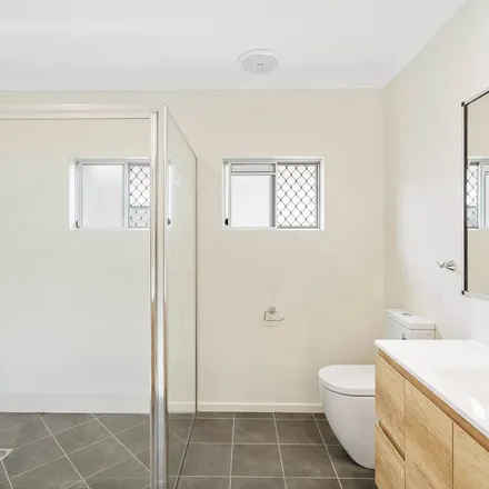 Image 3 - Newport Close, Kewarra Beach QLD 4879, Australia - Apartment for rent