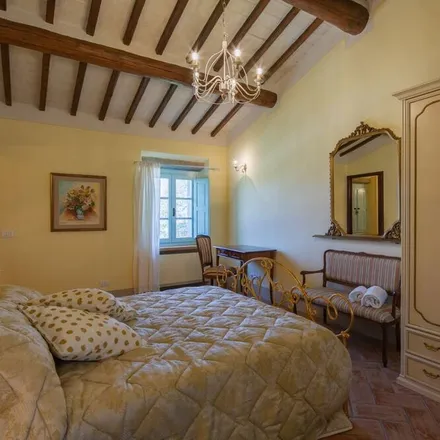 Rent this 6 bed house on 52043 Castiglion Fiorentino AR