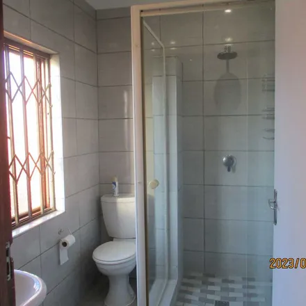 Image 7 - Mahogany Street, Noordwyk, Gauteng, 1687, South Africa - Apartment for rent