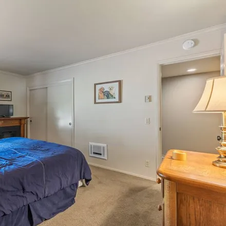 Rent this 1 bed condo on June Lake in CA, 93529