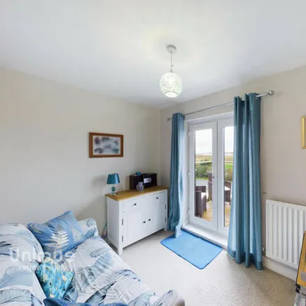 Image 7 - The Moorings, Fleetwood, FY7 6FP, United Kingdom - House for sale