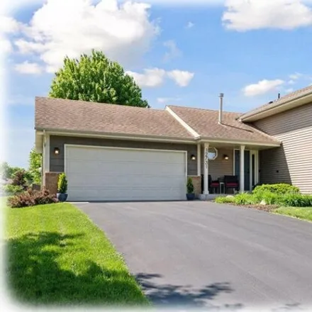 Buy this 3 bed house on 12731 90th Place North in Maple Grove, MN 55369