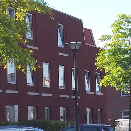 Rent this 2 bed apartment on Grateastraat 125 in 2909 PE Capelle aan den IJssel, Netherlands