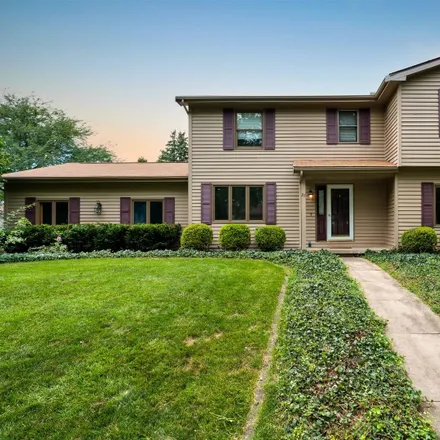 Image 1 - 94 Kenfield Circle, Bloomington, IL 61704, USA - House for sale