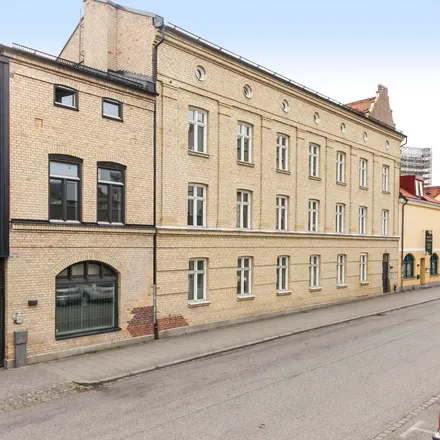 Rent this 3 bed apartment on Ringgatan 3 in 212 12 Malmo, Sweden