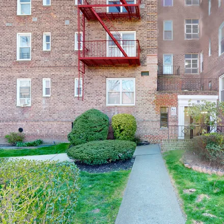 Buy this 1 bed apartment on #6F in 39-65 51St Street, Woodside