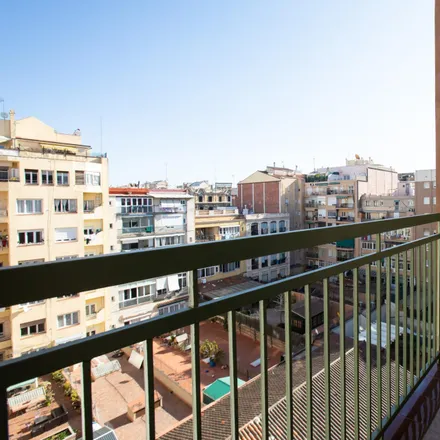 Image 5 - Carrer de Casp, 98, 08010 Barcelona, Spain - Room for rent