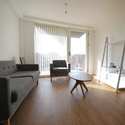 Rent this 2 bed townhouse on 52 Stretford Road in Manchester, M15 5GF