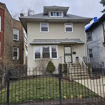 Image 2 - 5462 West Haddon Avenue, Chicago, IL 60651, USA - House for sale