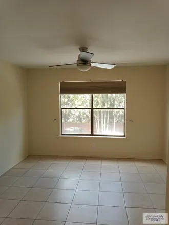 Image 5 - 401 Jose Marti Boulevard, Brownsville, TX 78526, USA - Condo for sale