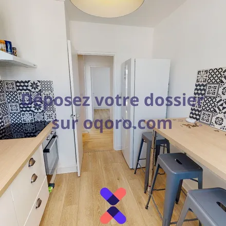 Image 8 - 1 Rue Perrin de la Touche, 35064 Rennes, France - Apartment for rent