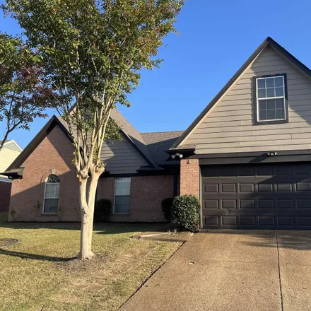 Buy this 3 bed townhouse on 1200 Beaver Trail Drive in Memphis, TN 38016