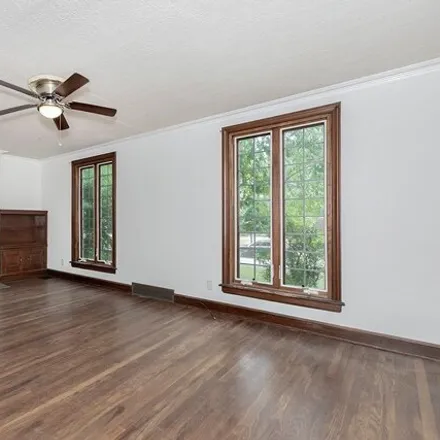 Image 5 - 18419 Newell Rd, Shaker Heights, Ohio, 44122 - House for sale