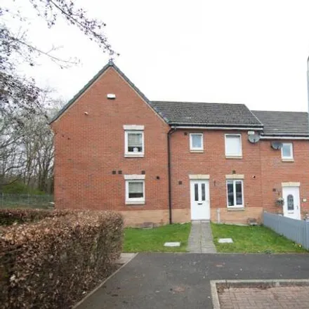 Buy this 3 bed townhouse on Philips Wynd in Hamilton, ML3 8PL