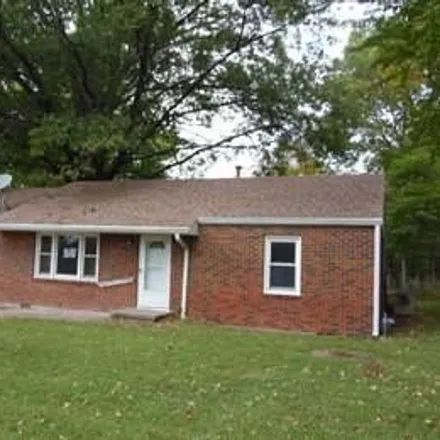 Buy this 4 bed house on 1632 West 7th Street in Sedalia, MO 65301