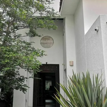 Buy this 3 bed house on Privada Las Villas in El Palomar, 44645 La Tijera