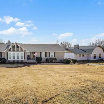 Buy this 4 bed house on 171 Scenic Circle in Lexington, TN 38351