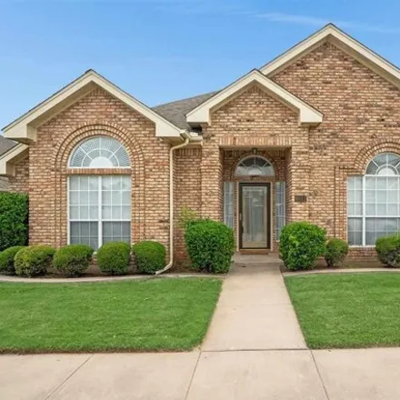 Buy this 3 bed house on 4021 Kingsbury Dr in Wichita Falls, Texas