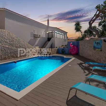 Buy this 5 bed house on Quarteira