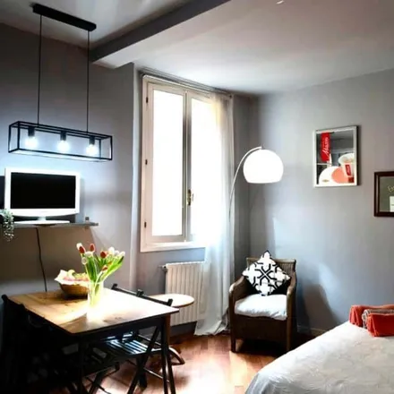 Image 3 - Vicolo della Neve 4a, 40123 Bologna BO, Italy - Apartment for rent