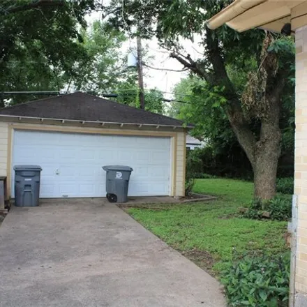 Image 4 - 1018 E Waco Ave, Dallas, Texas, 75216 - House for rent